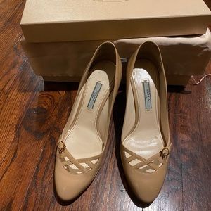 Prada Patent Leather Shoes (size36)